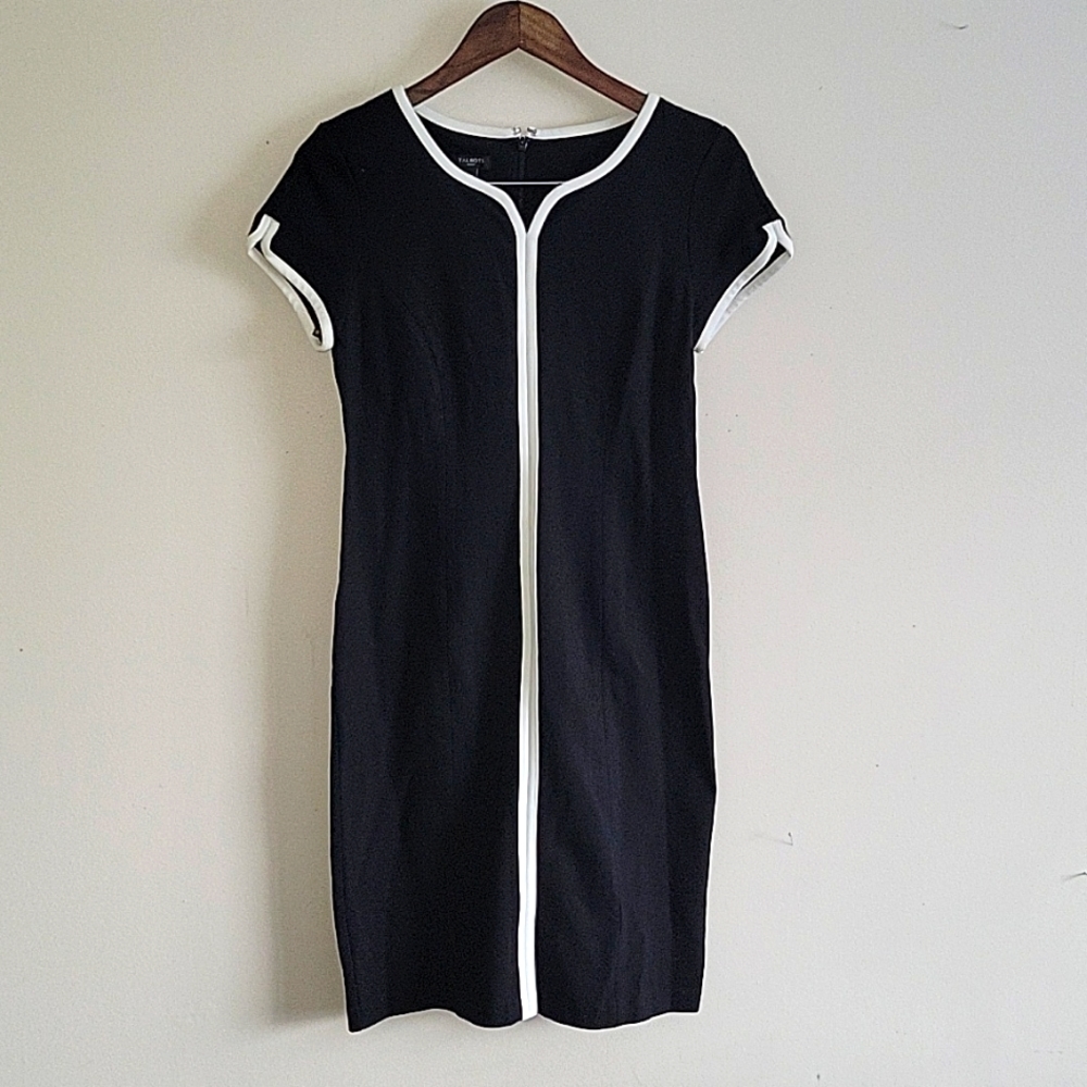 Talbots Black Form-fitting Dress Sz 4P NWT